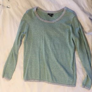 Gap long sleeve shirt
